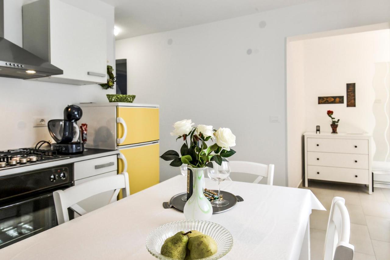 Apartment Anna Umag Luaran gambar